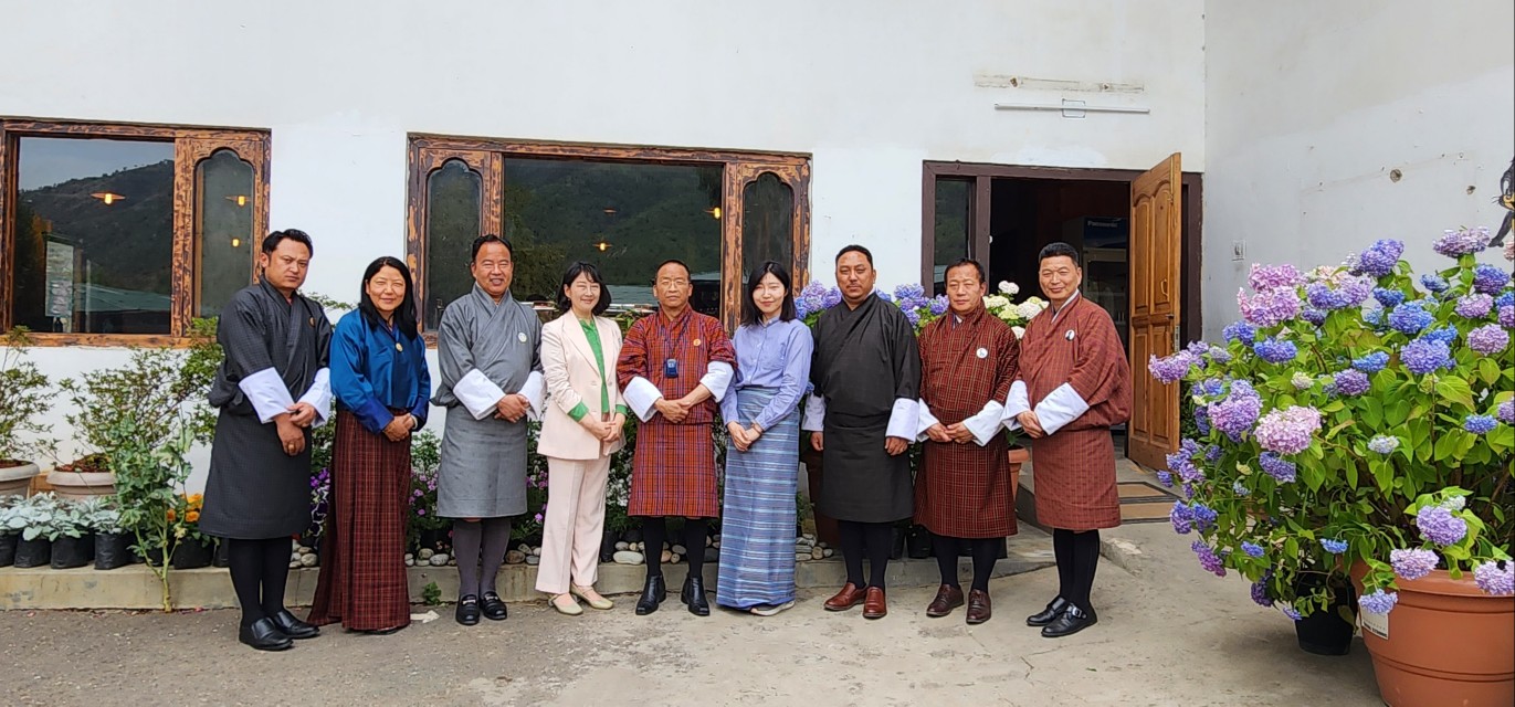 Workshop for GCED Capacity-building of Bhutanese Stakeholders for Curricular Integration_04.jpeg